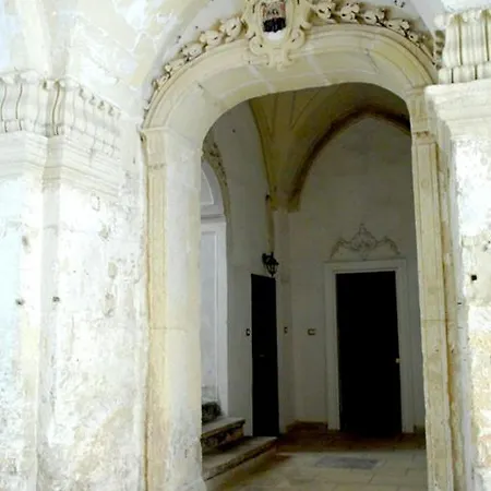 Palazzo Sanseverino B&B 레체