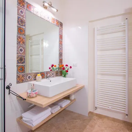 Palazzo Sanseverino B&B